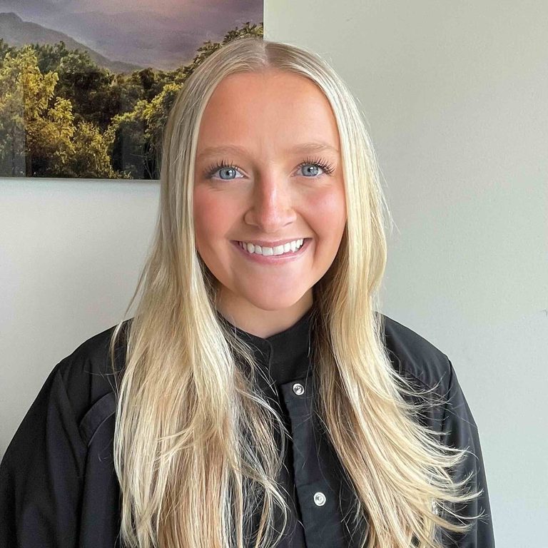 Khloe — Hygienist